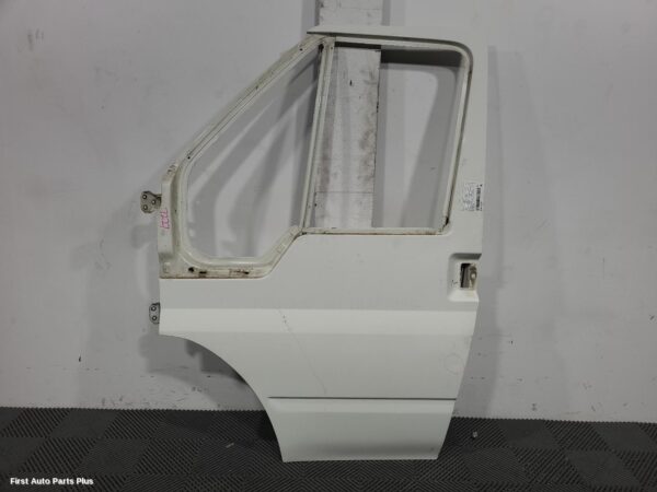 2005 FORD TRANSIT Left Front Door
