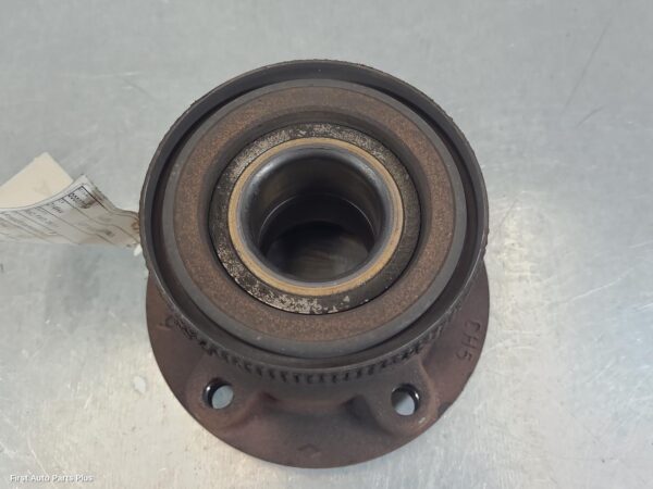 2023 RENAULT MASTER Left Rear Hub Assembly
