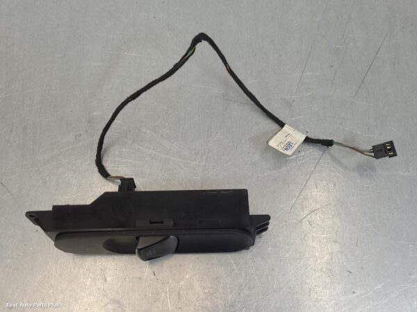 2013 MERCEDES VITO Pwr Dr Wind Switch