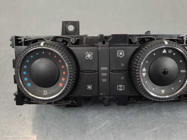 2015 MERCEDES SPRINTER Heater/Ac Controls