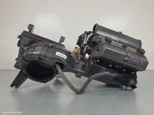 2023 LDV DELIVER 9 Heater Core/Box