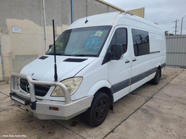 2007 MERCEDES SPRINTER Alternator