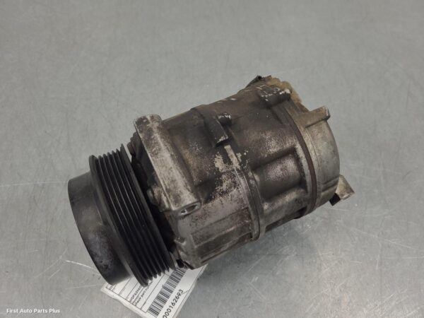 2014 MERCEDES VITO A/C Compressor