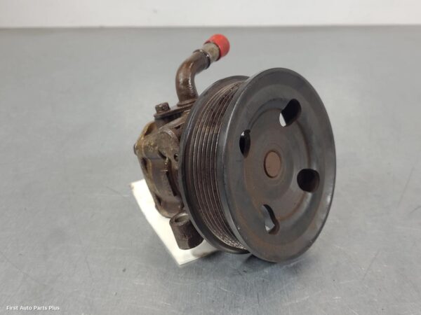2015 MAZDA BT50 Steering Pump
