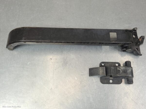 2021 RENAULT MASTER Bootlid/Tgate Hinge