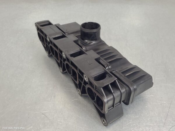 2008 MERCEDES VITO Manifold