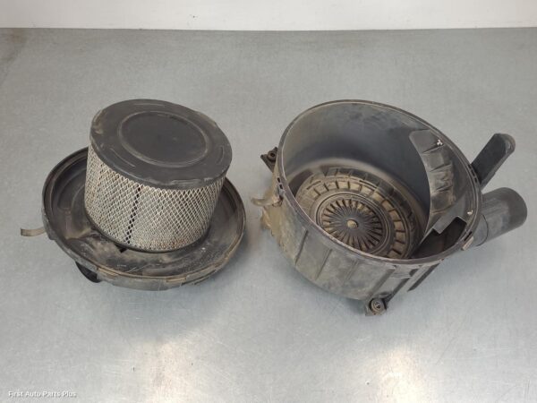 2006 TOYOTA HILUX Air Cleaner/Box
