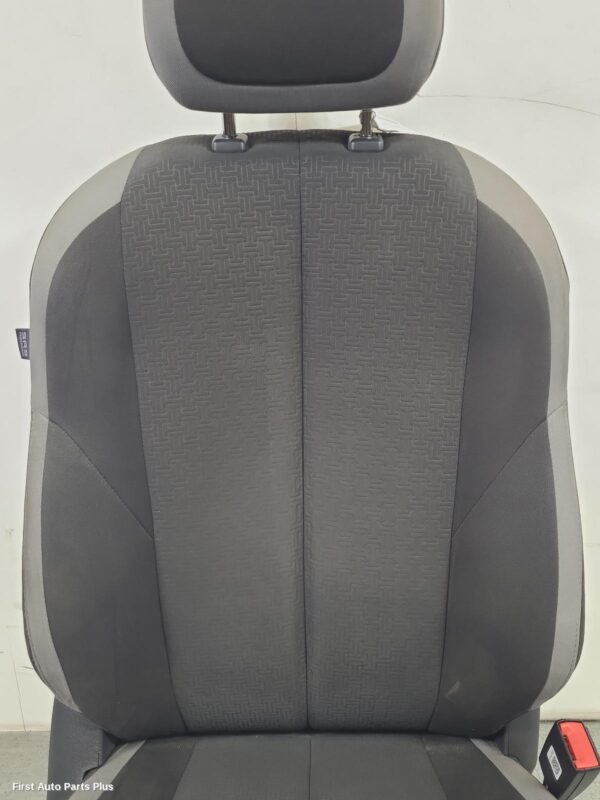 2019 HOLDEN COLORADO Front Seat