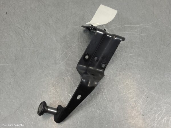 2016 RENAULT MASTER Door Hinge/Runner