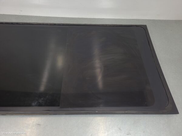 2017 MERCEDES SPRINTER Left Rear 1/4 Door Glass