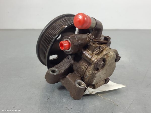 2015 MAZDA BT50 Steering Pump