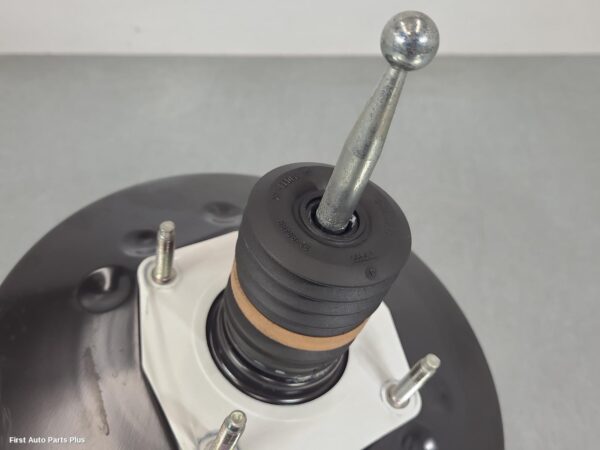 2020 VOLKSWAGEN CRAFTER Brake Booster