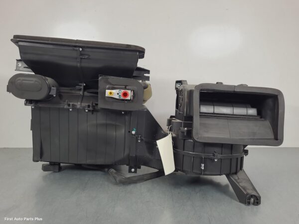 2023 LDV DELIVER 9 Heater Core/Box