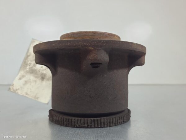 2021 RENAULT MASTER Left Rear Hub Assembly