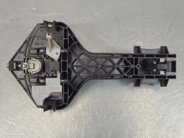 2017 MERCEDES SPRINTER Door Handle