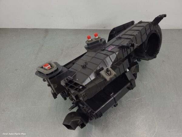2017 MITSUBISHI TRITON Heater Core/Box