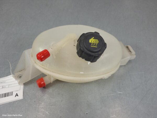 2018 RENAULT MASTER Overflow Bottle