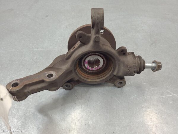 2021 RENAULT MASTER Right Front Hub Assembly