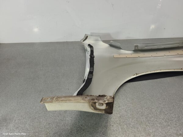 2021 NISSAN NAVARA Left Guard