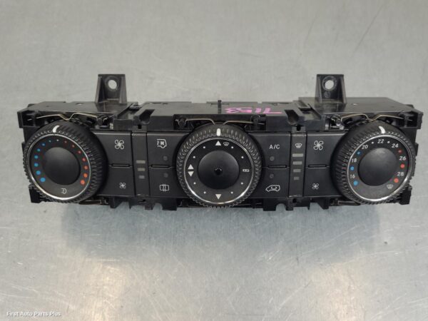 2015 MERCEDES SPRINTER Heater/Ac Controls