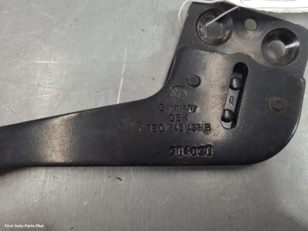 2021 VOLKSWAGEN TRANSPORTER Door Hinge/Runner