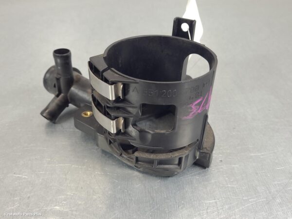 2012 MERCEDES VITO Fuel Filter Housing
