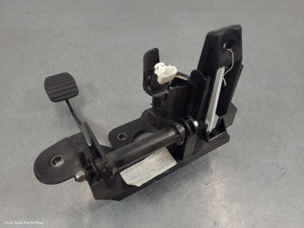 2021 RENAULT MASTER Pedal Assembly