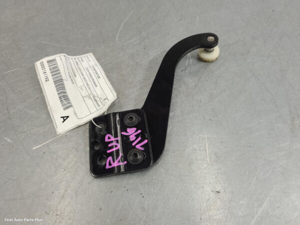 2021 VOLKSWAGEN TRANSPORTER Door Hinge/Runner