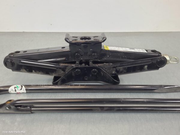 2015 FORD TRANSIT Jack/Tool Kit