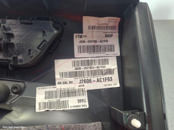 2021 FORD RANGER Door Trim