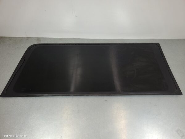 2017 MERCEDES SPRINTER Left Rear 1/4 Door Glass