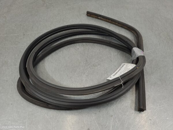 2002 MERCEDES SPRINTER Door/Tailgate Seal