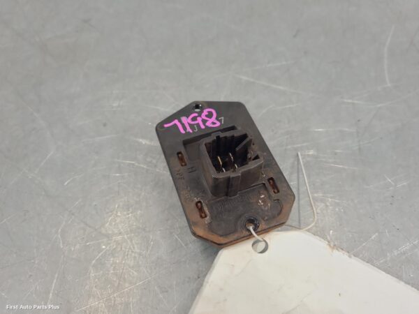 2006 TOYOTA HILUX Fan Speed Resistor