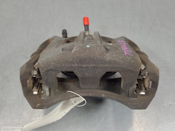 2016 NISSAN NAVARA Caliper