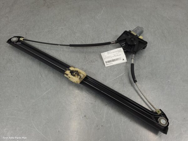 2019 VOLKSWAGEN CRAFTER Right Front Window Reg/Motor