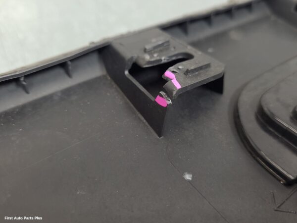 2020 VOLKSWAGEN CRAFTER Body/Door Mould
