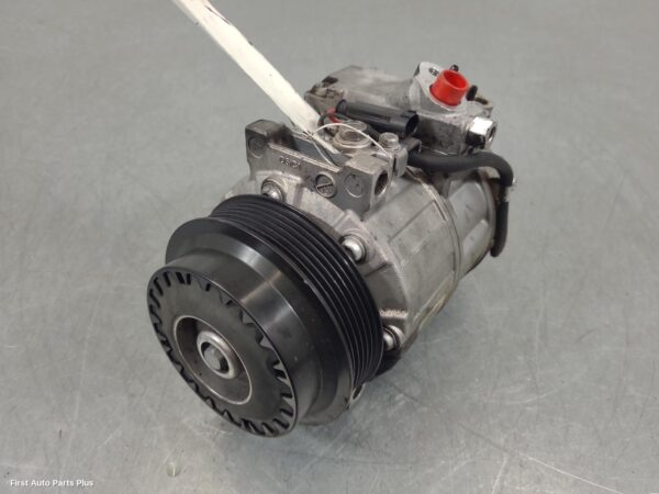 2014 MERCEDES VITO A/C Compressor