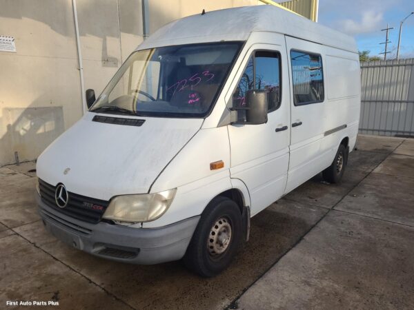 2002 MERCEDES SPRINTER Seatbelt/Stalk