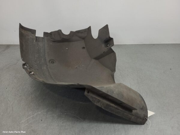 2015 MERCEDES SPRINTER Left Guard Liner