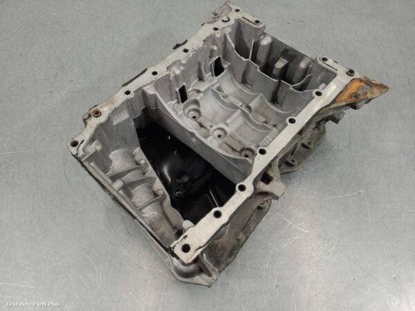2018 RENAULT MASTER Oil Pan/Sump