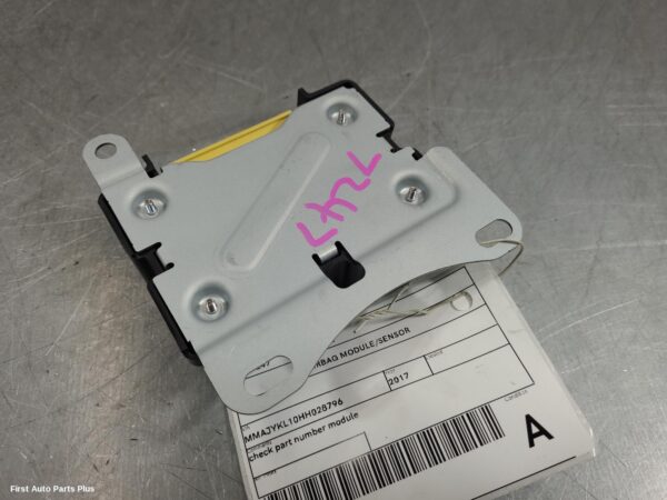 2017 MITSUBISHI TRITON Airbag Module/Sensor