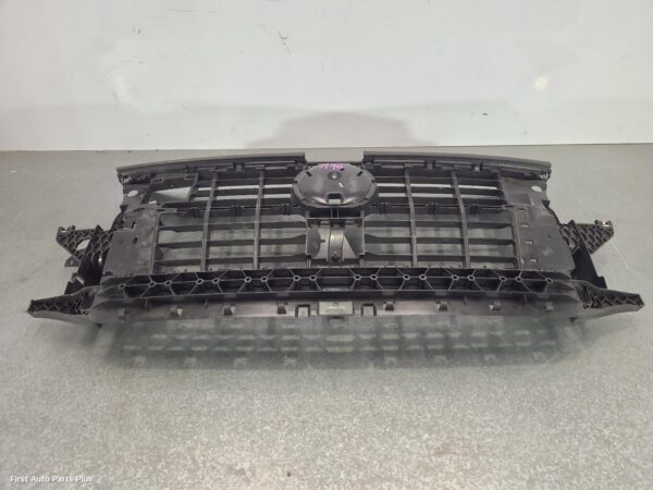 2021 VOLKSWAGEN TRANSPORTER Grille