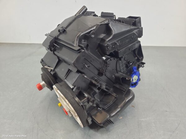 2024 RENAULT TRAFIC Heater Core/Box
