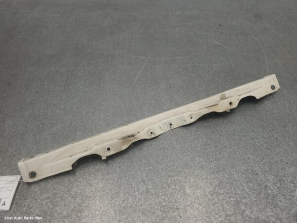 2012 TOYOTA HILUX Radiator Support