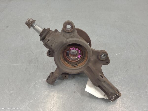 2021 RENAULT MASTER Right Front Hub Assembly