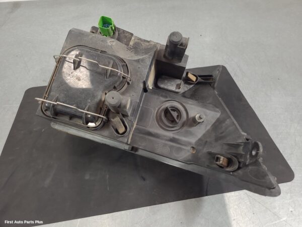 2011 FORD TRANSIT Right Headlamp