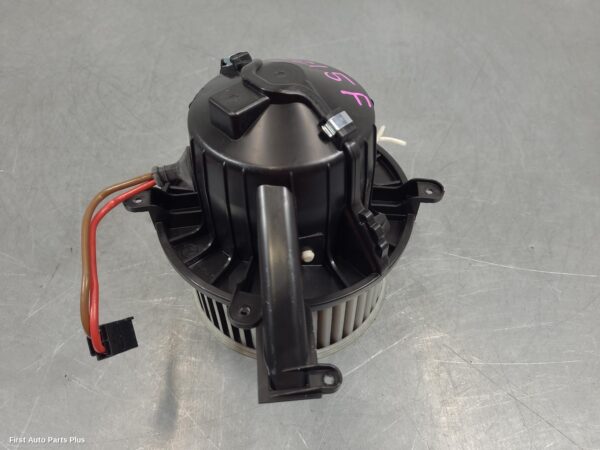 2020 MERCEDES VITO Heater Fan Motor