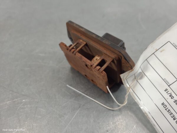 2006 TOYOTA HILUX Fan Speed Resistor