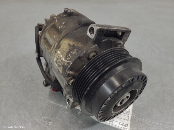 2014 MERCEDES VITO A/C Compressor
