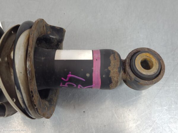 2016 NISSAN NAVARA Right Front Strut